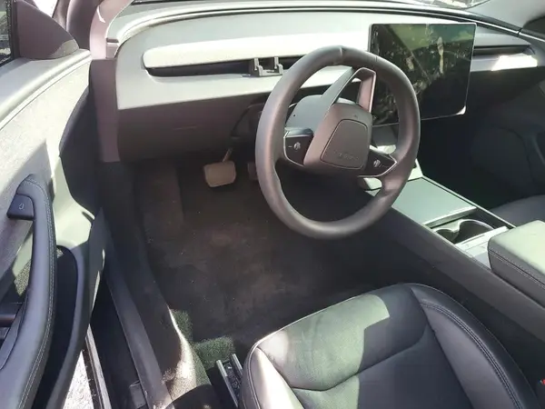 5YJ3E1EA9SF996960 2025 TESLA MODEL 3 - Image 8