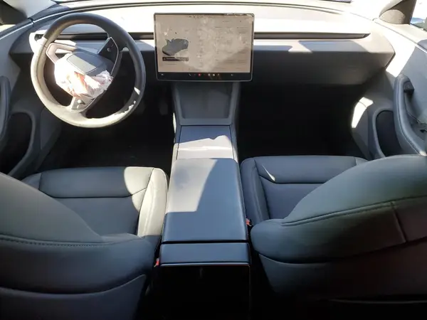 5YJ3E1EA9SF998630 2025 TESLA MODEL 3 - Image 8