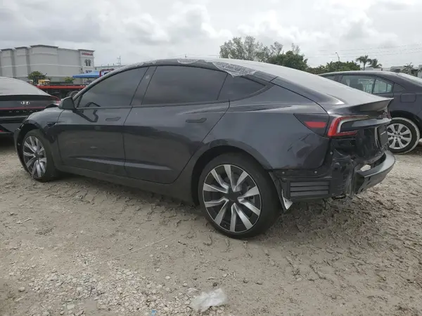 5YJ3E1EA9SF999034 2025 TESLA MODEL 3 - Image 2