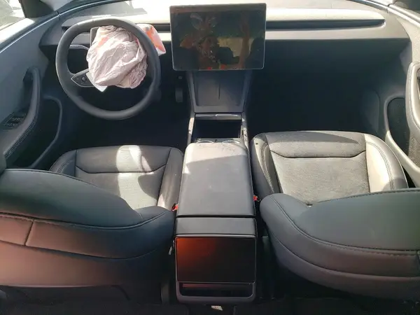5YJ3E1EA9TF118253 2026 TESLA MODEL 3 - Image 8