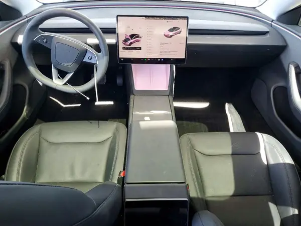 5YJ3E1EA9TF126384 2026 TESLA MODEL 3 - Image 8