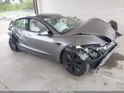 5YJ3E1EA9TF136137 2026 TESLA MODEL 3