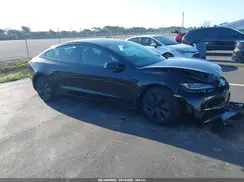 5YJ3E1EA9TF140138 2026 TESLA MODEL 3