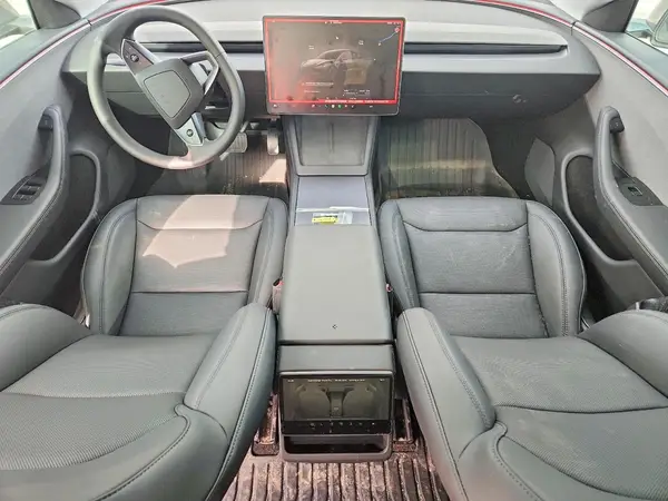 5YJ3E1EA9TF143038 2026 TESLA MODEL 3 - Image 8