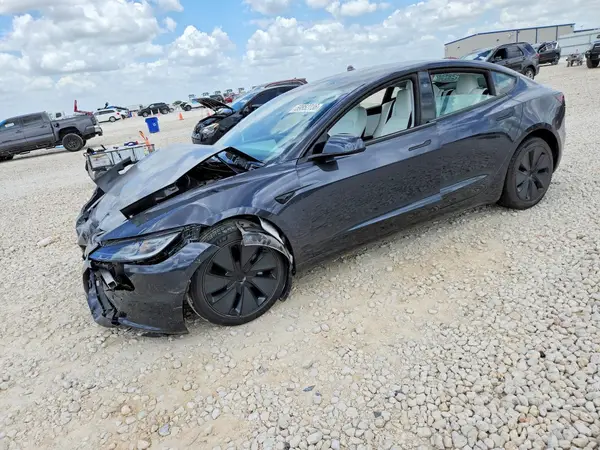 5YJ3E1EA9TF162849 2026 TESLA MODEL 3 - Image 1
