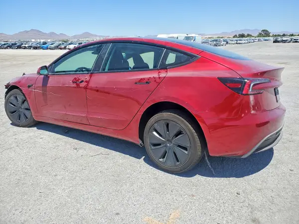 5YJ3E1EA9TF170787 2026 TESLA MODEL 3 - Image 2