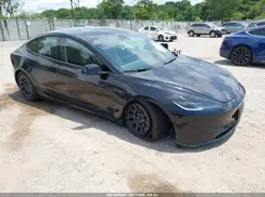 5YJ3E1EA9TF177321 2026 TESLA MODEL 3