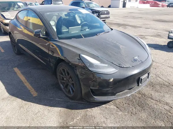 5YJ3E1EA9TF684953 2026 TESLA MODEL 3 - Image 1