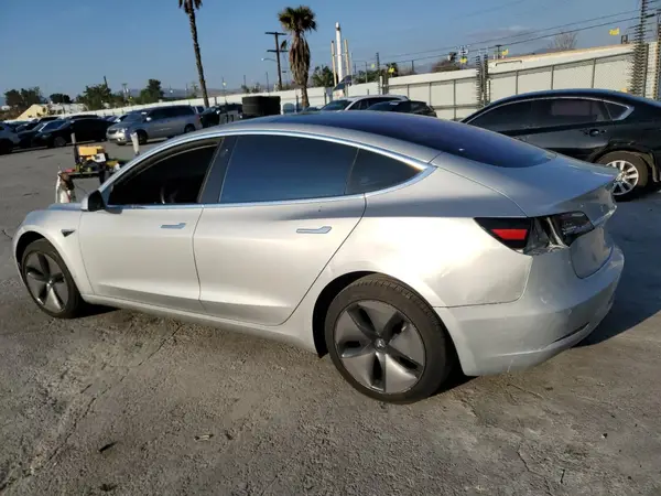 5YJ3E1EAXHF000686 2017 TESLA MODEL 3 - Image 2