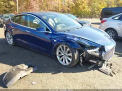 5YJ3E1EAXJF004694 2018 TESLA MODEL 3