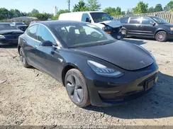 5YJ3E1EAXJF004954 2018 TESLA MODEL 3