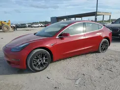 5YJ3E1EAXJF005313 2018 TESLA MODEL 3