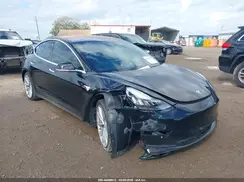 5YJ3E1EAXJF005828 2018 TESLA MODEL 3