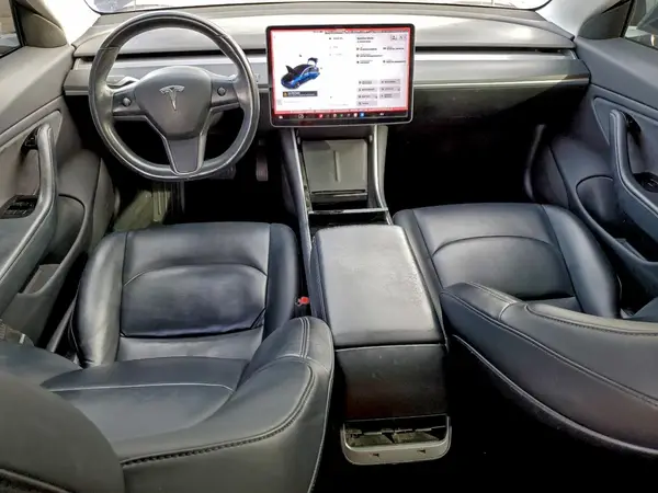 5YJ3E1EAXJF009040 2018 TESLA MODEL 3 - Image 8