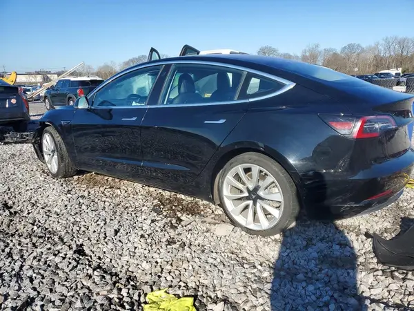 5YJ3E1EAXJF009314 2018 TESLA MODEL 3 - Image 2