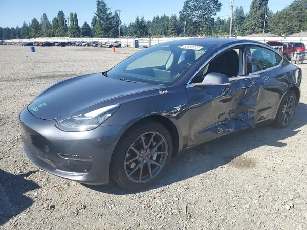 5YJ3E1EAXJF014092 2018 TESLA MODEL 3 - Image 1