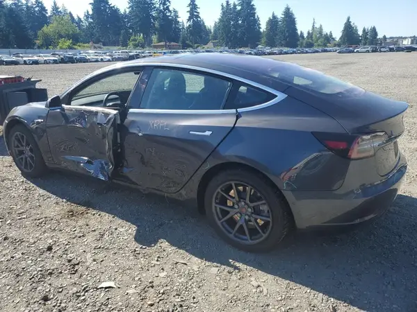 5YJ3E1EAXJF014092 2018 TESLA MODEL 3 - Image 2