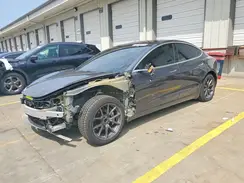 5YJ3E1EAXJF014173 2018 TESLA MODEL 3