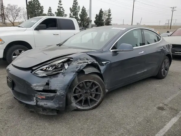 5YJ3E1EAXJF016201 2018 TESLA MODEL 3 - Image 1