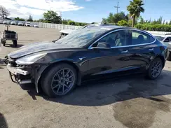 5YJ3E1EAXJF018739 2018 TESLA MODEL 3