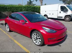 5YJ3E1EAXJF020328 2018 TESLA MODEL 3