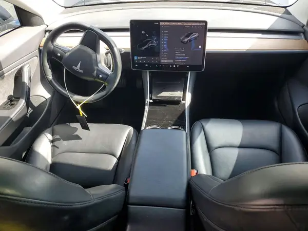 5YJ3E1EAXJF021348 2018 TESLA MODEL 3 - Image 8