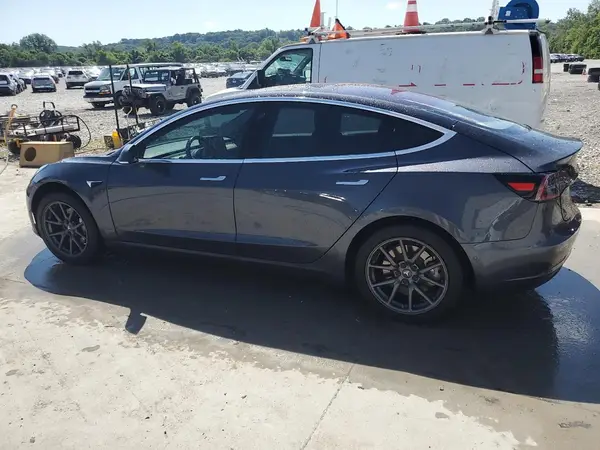 5YJ3E1EAXJF021480 2018 TESLA MODEL 3 - Image 2