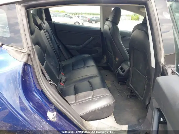 5YJ3E1EAXJF022841 2018 TESLA MODEL 3 - Image 8