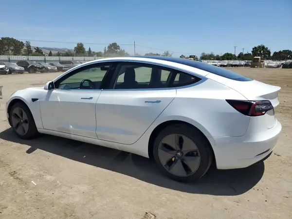 5YJ3E1EAXJF023035 2018 TESLA MODEL 3 - Image 2
