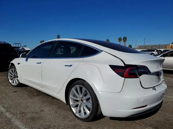 5YJ3E1EAXJF025044 2018 TESLA MODEL 3 - Image 2