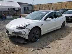 5YJ3E1EAXJF026193 2018 TESLA MODEL 3