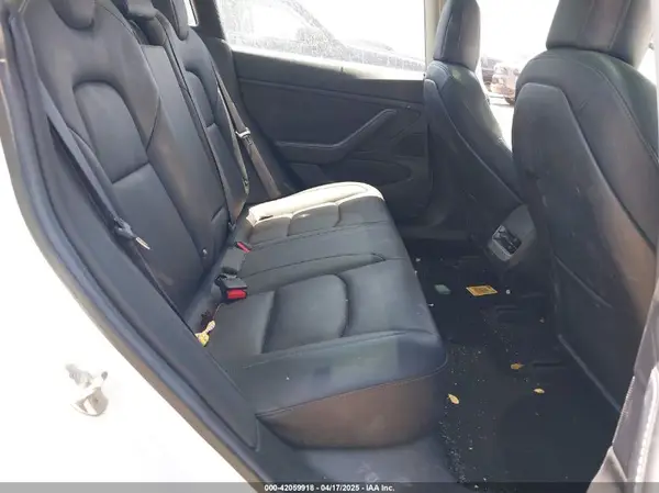 5YJ3E1EAXJF027179 2018 TESLA MODEL 3 - Image 8