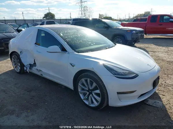5YJ3E1EAXJF030275 2018 TESLA MODEL 3 - Image 1