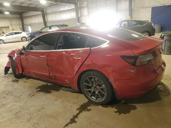 5YJ3E1EAXJF032432 2018 TESLA MODEL 3 - Image 2