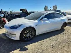 5YJ3E1EAXJF032690 2018 TESLA MODEL 3