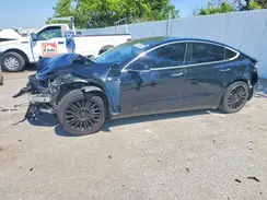 5YJ3E1EAXJF033709 2018 TESLA MODEL 3