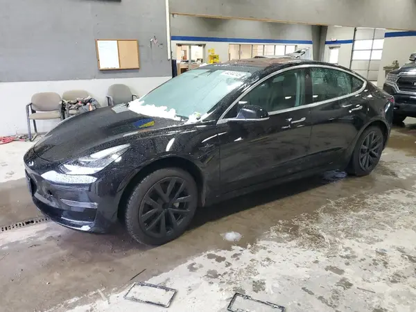 5YJ3E1EAXJF033791 2018 TESLA MODEL 3 - Image 1