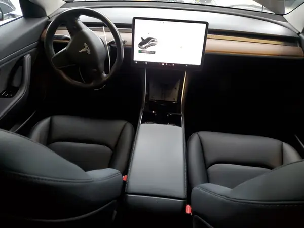 5YJ3E1EAXJF033970 2018 TESLA MODEL 3 - Image 8