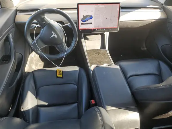 5YJ3E1EAXJF035959 2018 TESLA MODEL 3 - Image 8