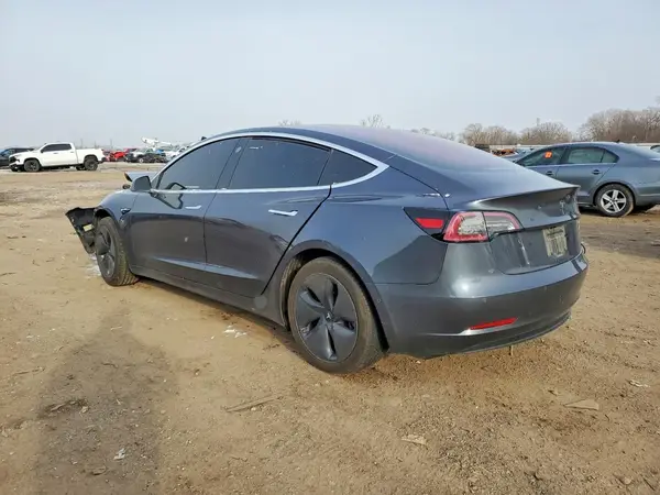 5YJ3E1EAXJF036982 2018 TESLA MODEL 3 - Image 2