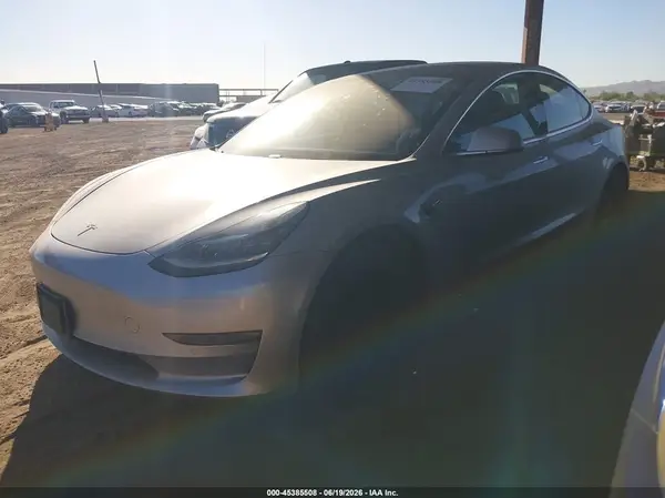 5YJ3E1EAXJF037324 2018 TESLA MODEL 3 - Image 2
