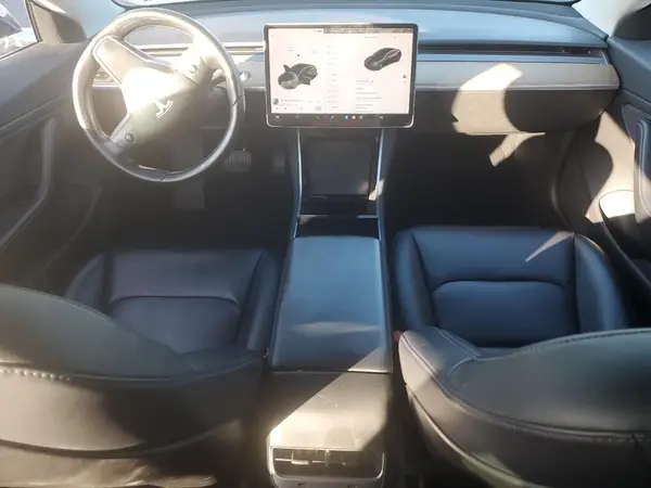 5YJ3E1EAXJF038084 2018 TESLA MODEL 3 - Image 8