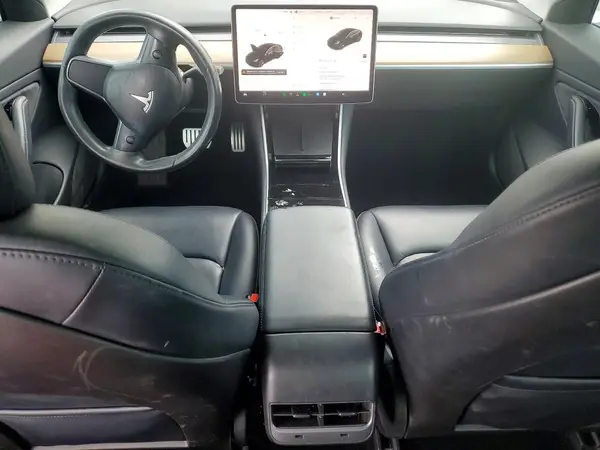 5YJ3E1EAXJF040952 2018 TESLA MODEL 3 - Image 8