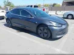 5YJ3E1EAXJF041373 2018 TESLA MODEL 3
