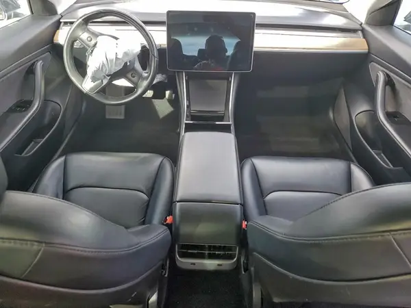 5YJ3E1EAXJF042460 2018 TESLA MODEL 3 - Image 8