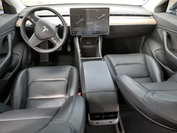 5YJ3E1EAXJF045245 2018 TESLA MODEL 3 - Image 8