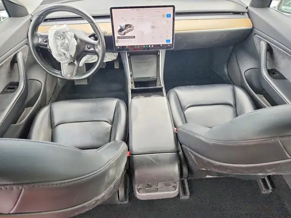 5YJ3E1EAXJF045973 2018 TESLA MODEL 3 - Image 8