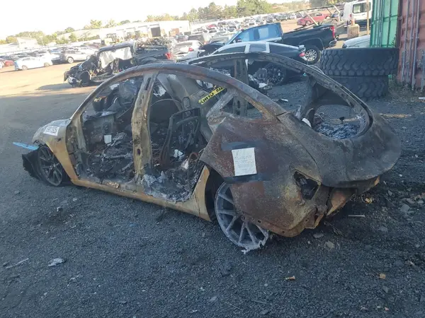 5YJ3E1EAXJF046007 2018 TESLA MODEL 3 - Image 2