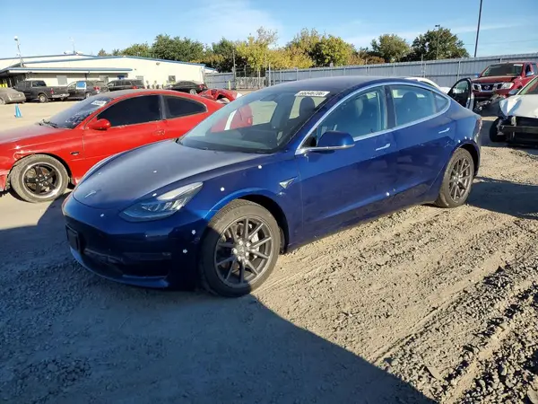 5YJ3E1EAXJF046184 2018 TESLA MODEL 3 - Image 1