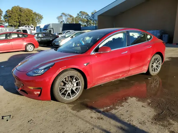 5YJ3E1EAXJF047285 2018 TESLA MODEL 3 - Image 1